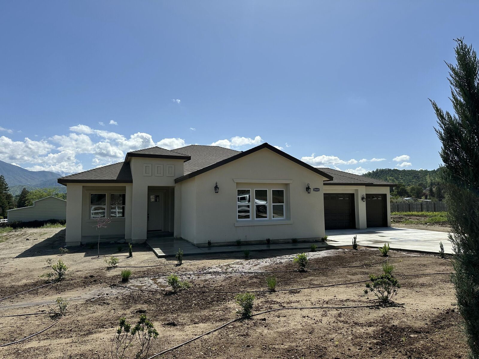 Property Photo: 16646 Deer Crk Drive CA 93265