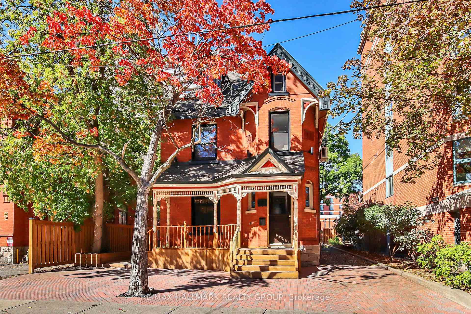 Photo de la propriété: 421 Gilmour Street ON K2P 0R5