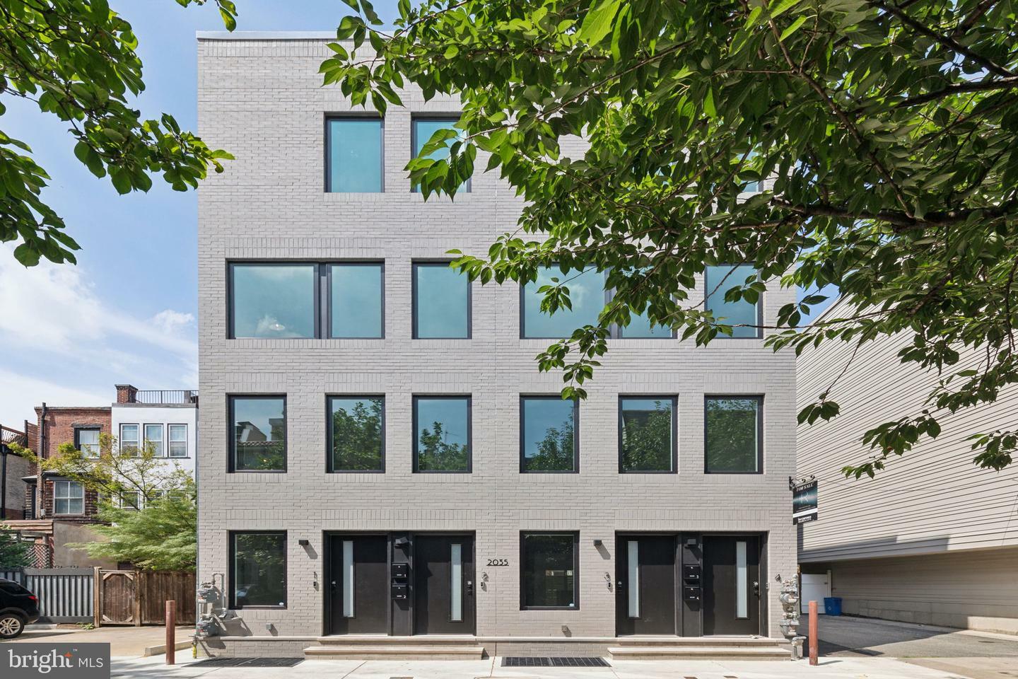 2035 Waverly Street 3  Philadelphia PA 19146 photo