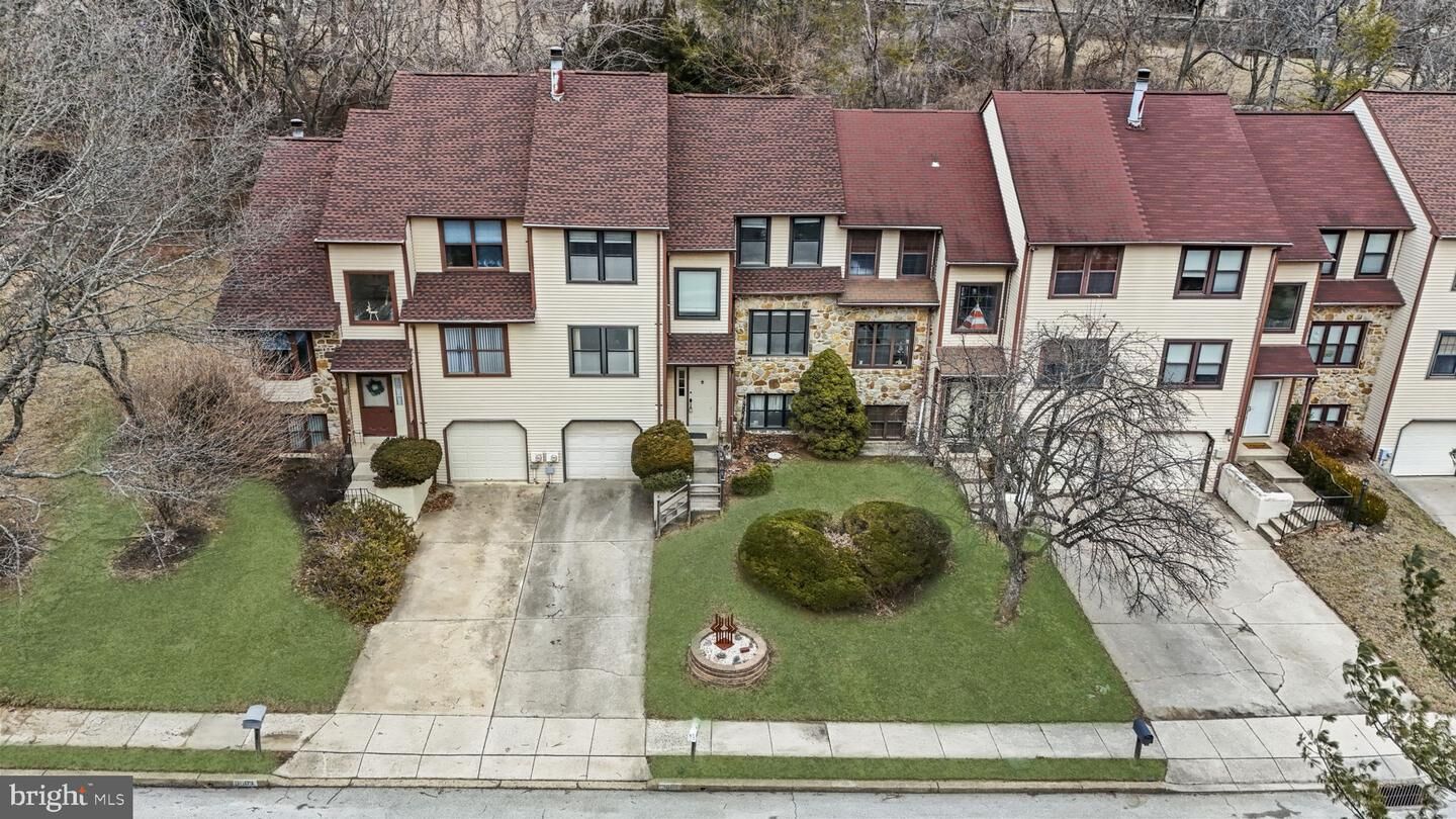 Property Photo:  8607 Trumbauer Drive  PA 19038