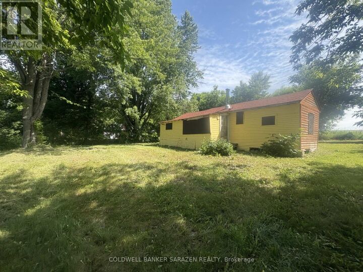 Property Photo:  143 Gypsy Lane  ON K7S 3G7