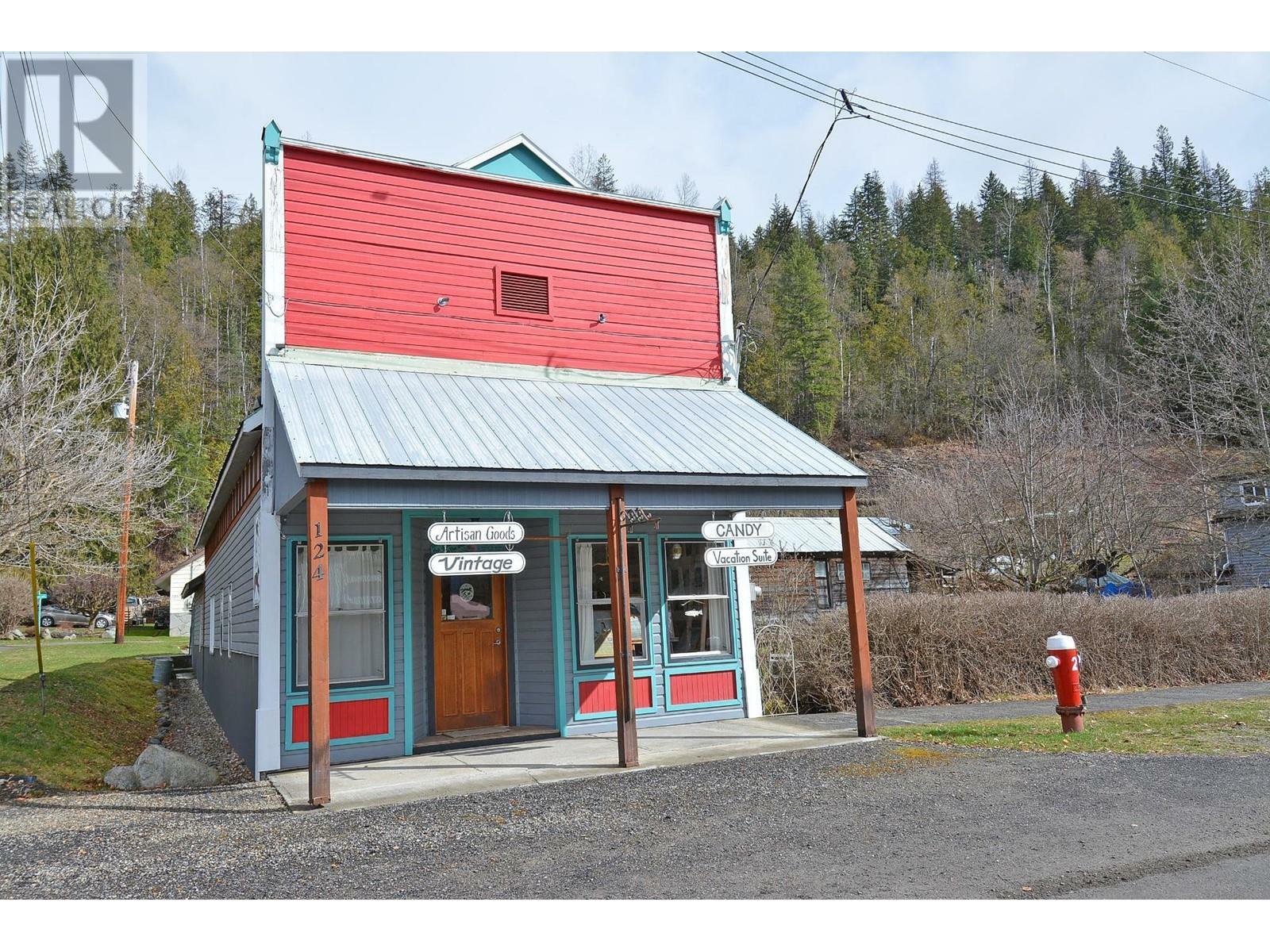 124 Lake Avenue  Silverton BC V0G 1S0 photo
