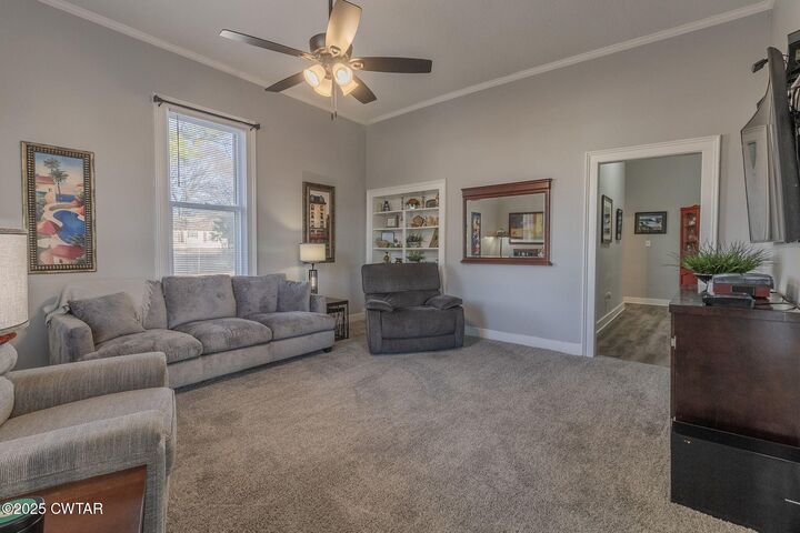 Property Photo:  1412 E Main Street  TN 38012 