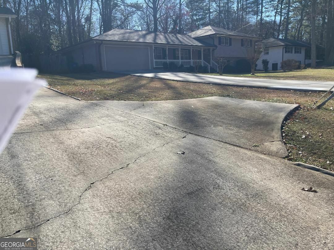 Property Photo: 2317B Crestcliff Drive GA 30084