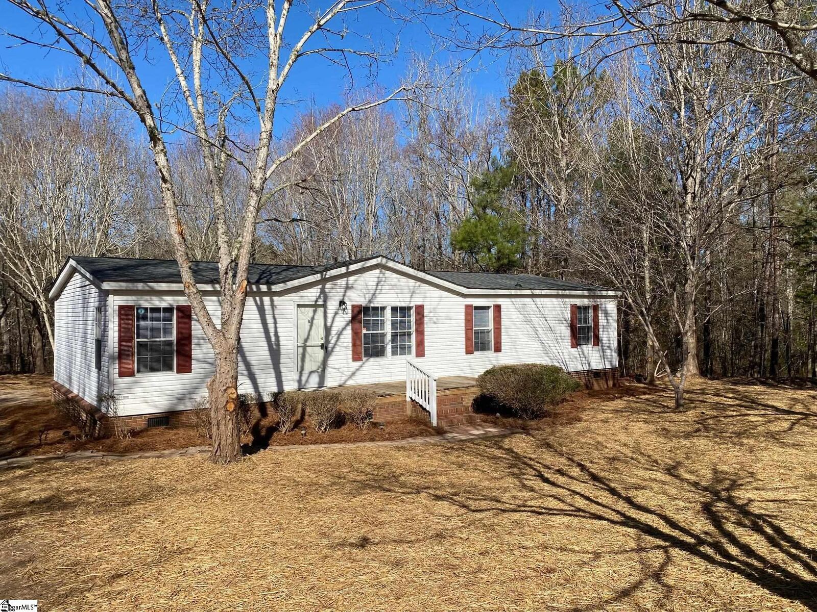 Property Photo: 596 Whitten Road SC 29384