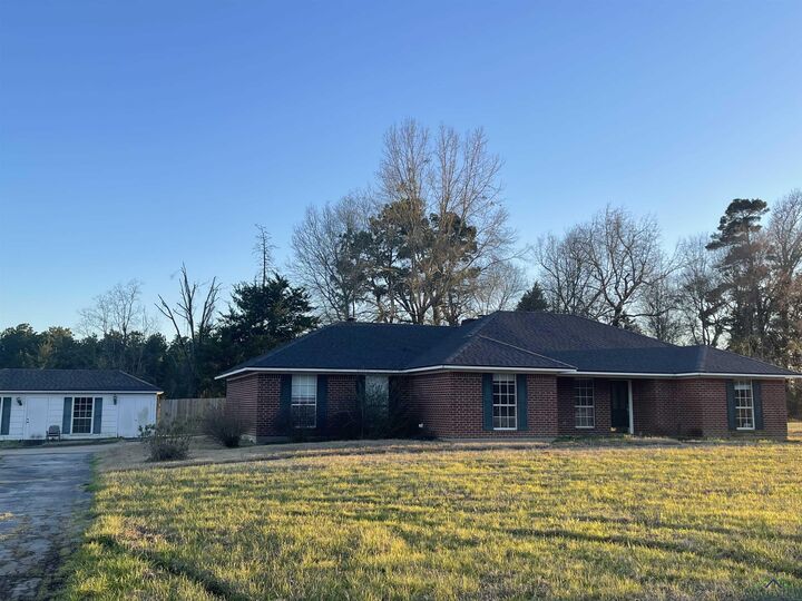 2423 US Hwy 79 S  Carthage TX 75633 photo