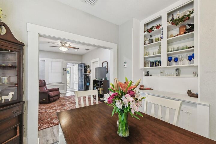 Property Photo: 8306 N 10th Street FL 33604