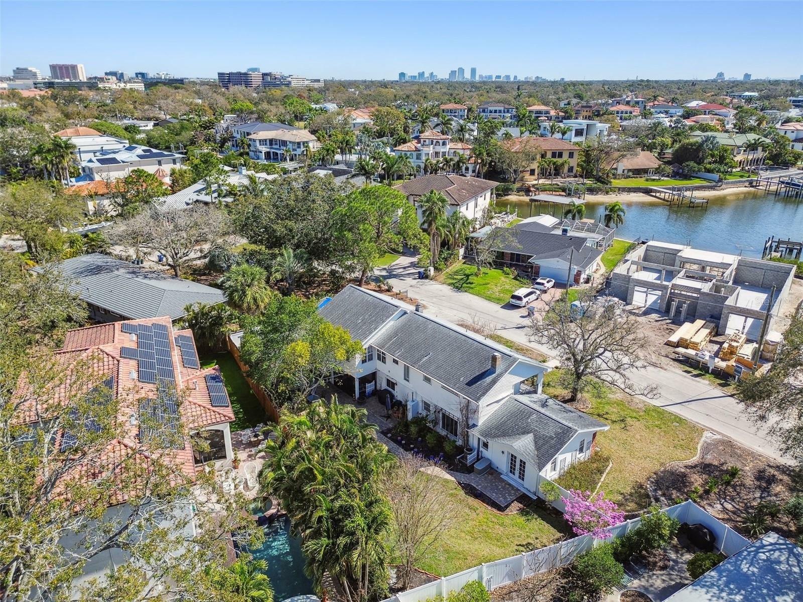Property Photo: 19 Sandpiper Road FL 33609