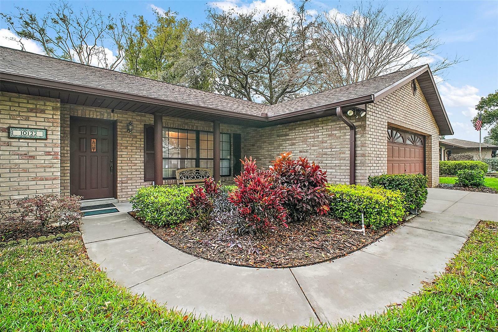 Property Photo: 10122 Canterbury Drive FL 34788