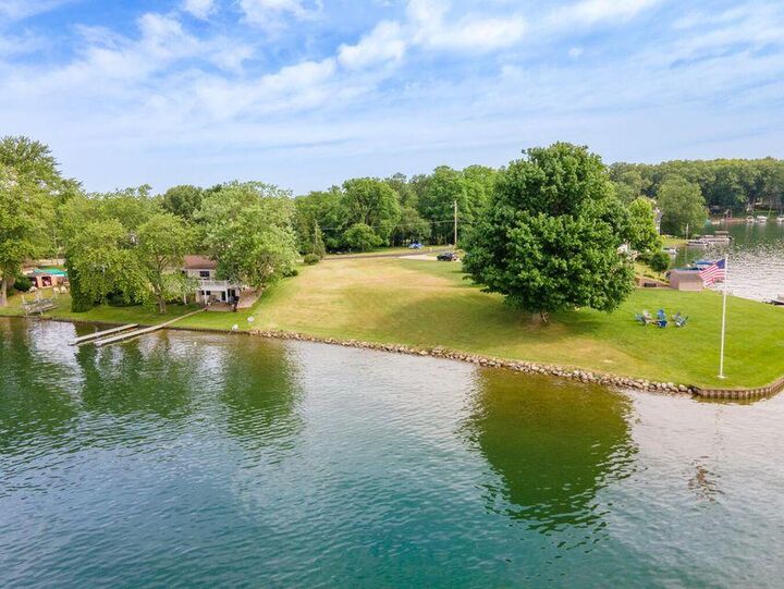 11139 Oakwood Drive  Jerome MI 49249 photo