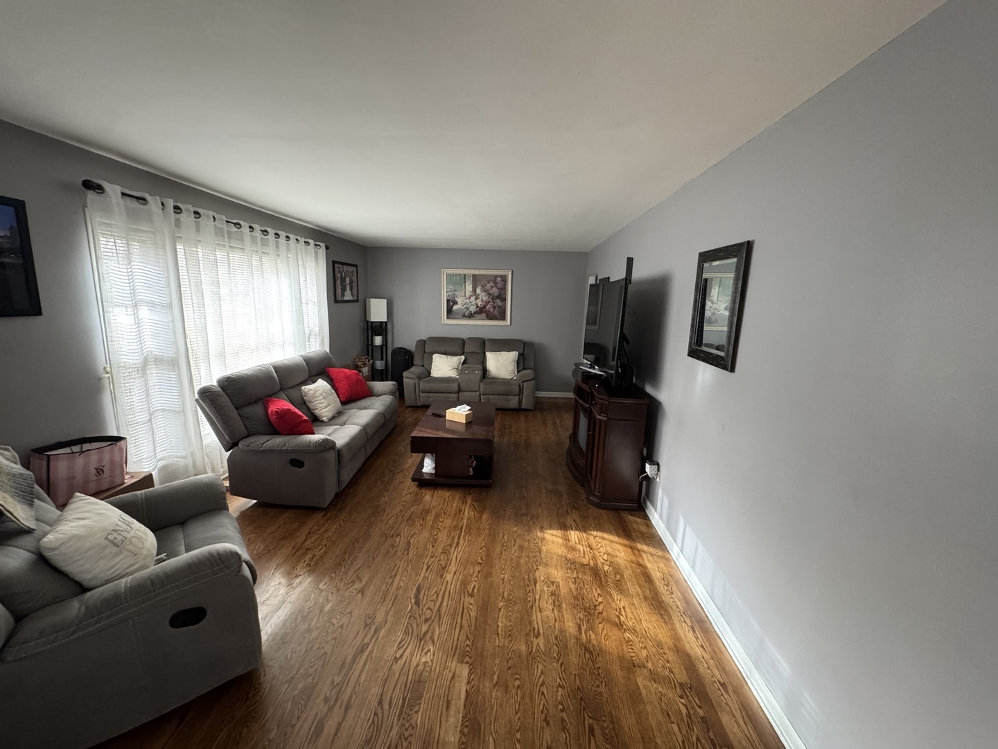Property Photo:  200 S Roselle Road  IL 60172 