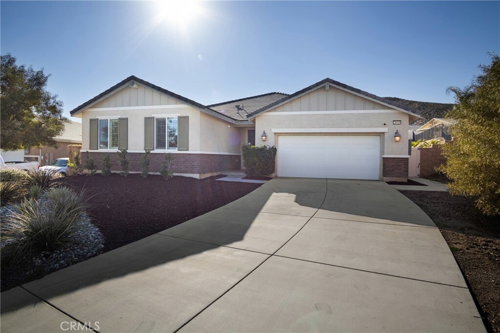 Property Photo: 28699 Fieldgrass Street CA 92584