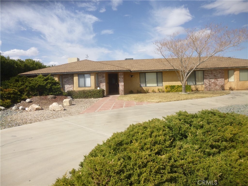 Property Photo: 18530 Plumas Street CA 92345