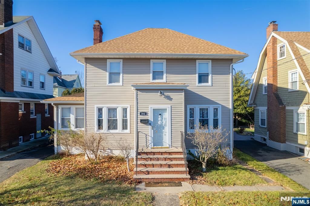 Property Photo:  182 Mortimer Avenue  NJ 07070 