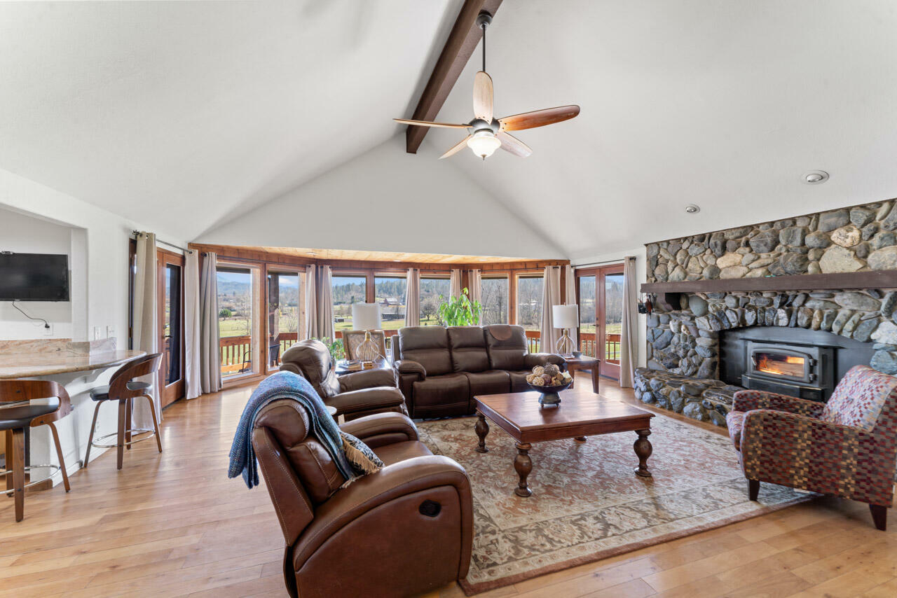 Property Photo: 3569 Amber Lane OR 97527