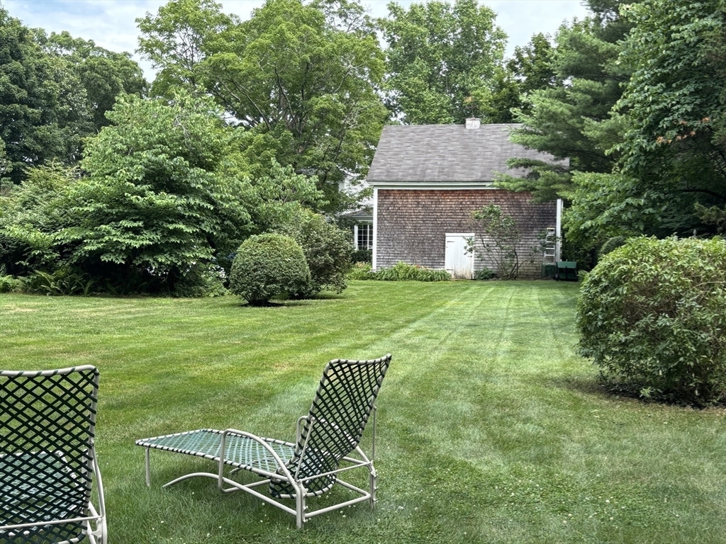Property Photo: 727 Main St MA 02043