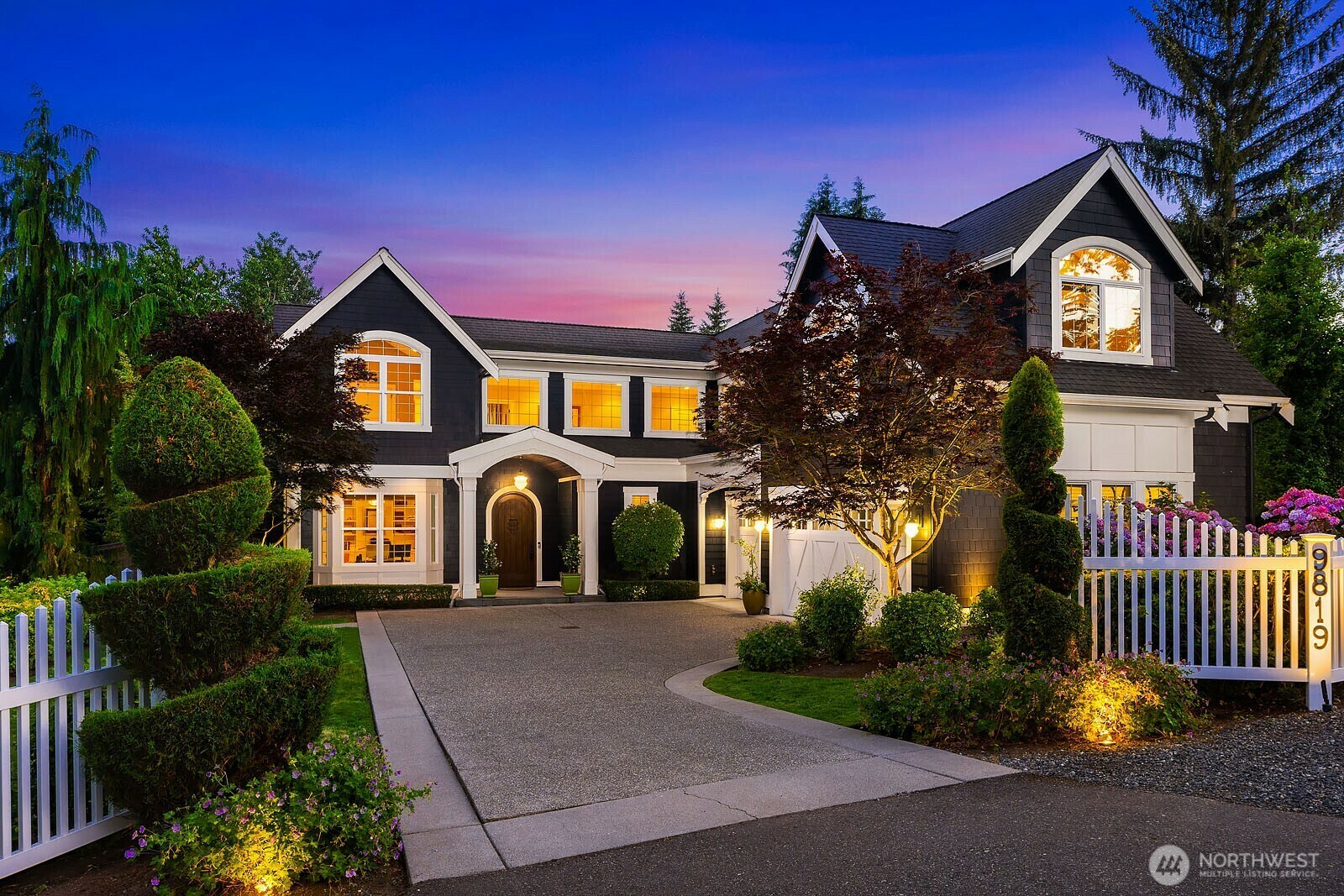 9819 NE 20th Street  Bellevue WA 98004 photo