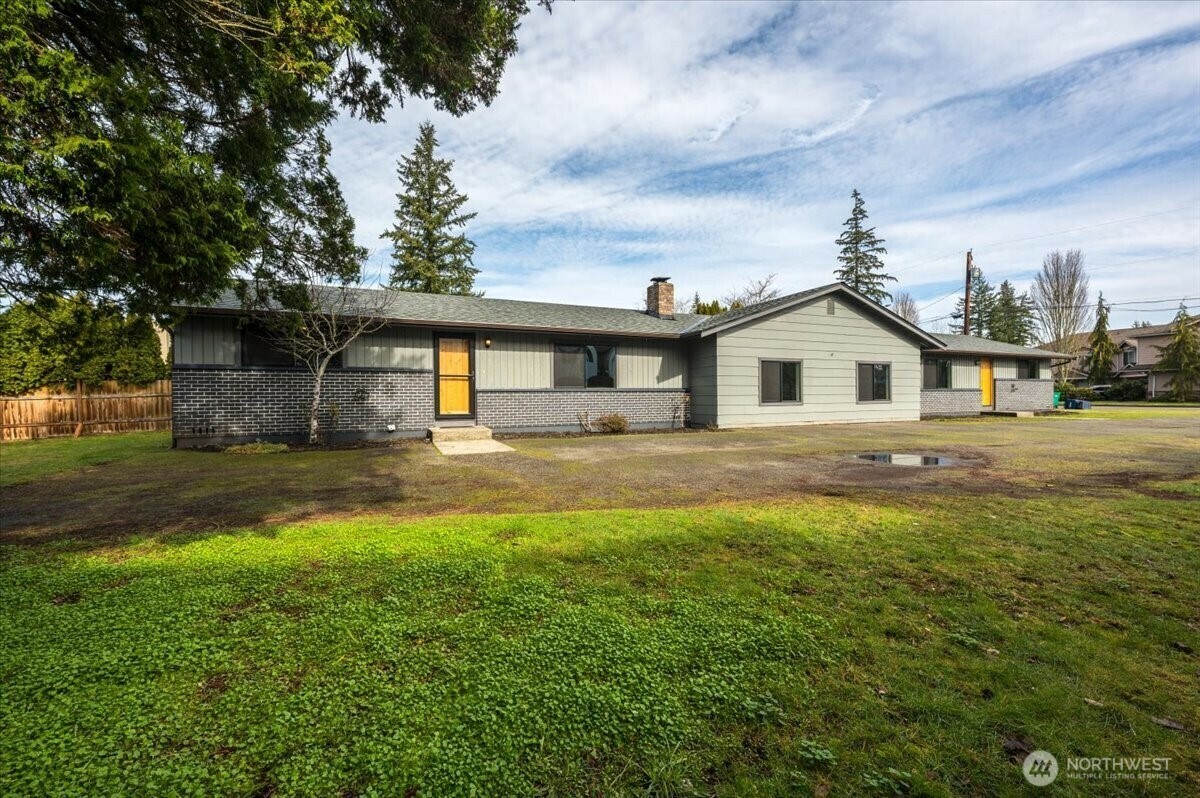 Property Photo:  1329  Beach Avenue  WA 98270 