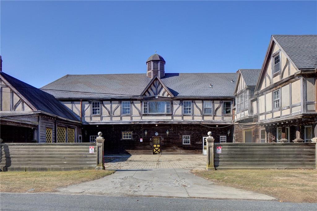 Property Photo: 173 Coggeshall Avenue RI 02840