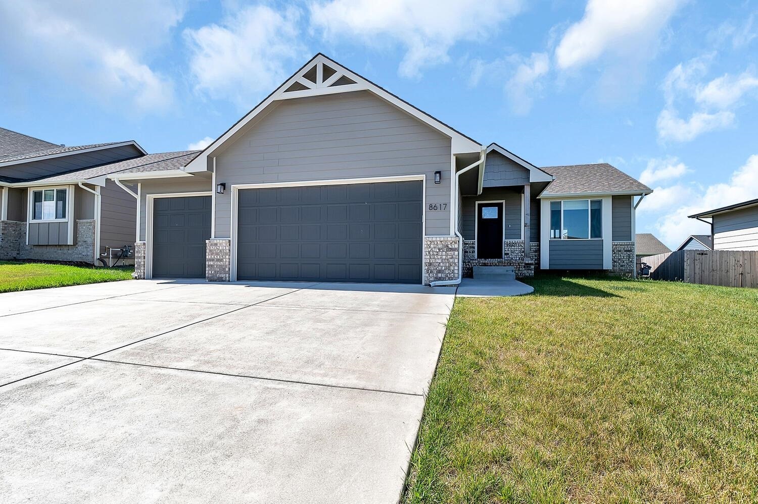 Property Photo: 8617 E Chris St KS 67226