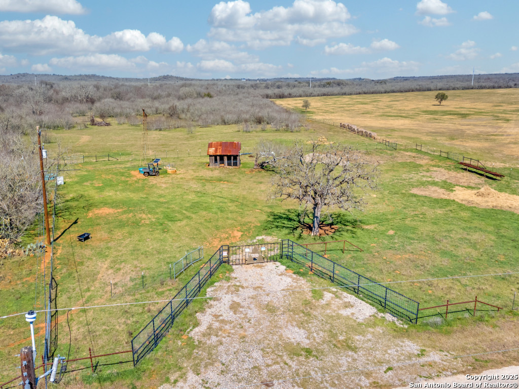 Property Photo: 1000 Mill Creek Road TX 78155