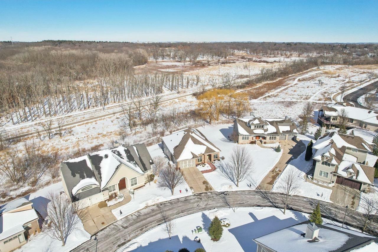 Property Photo: 36 Arboredge Way WI 53711