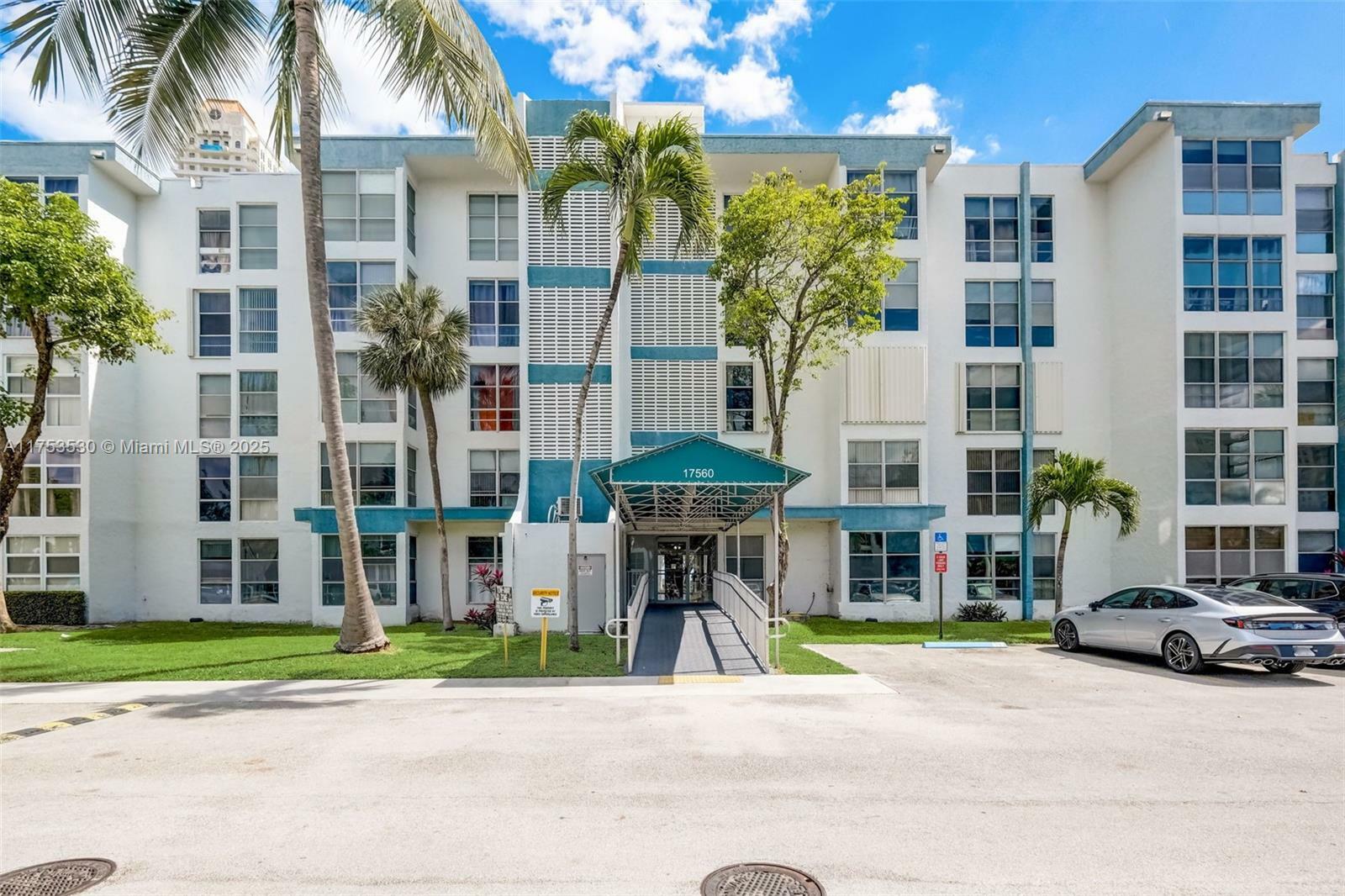 Property Photo: 17620 Atlantic Blvd 315 FL 33160