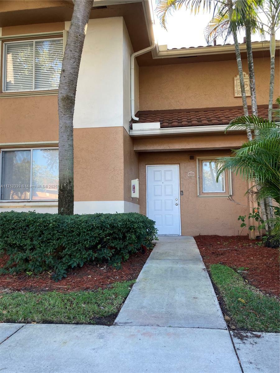 Property Photo:  807 NW 91st Ter 807  FL 33324 