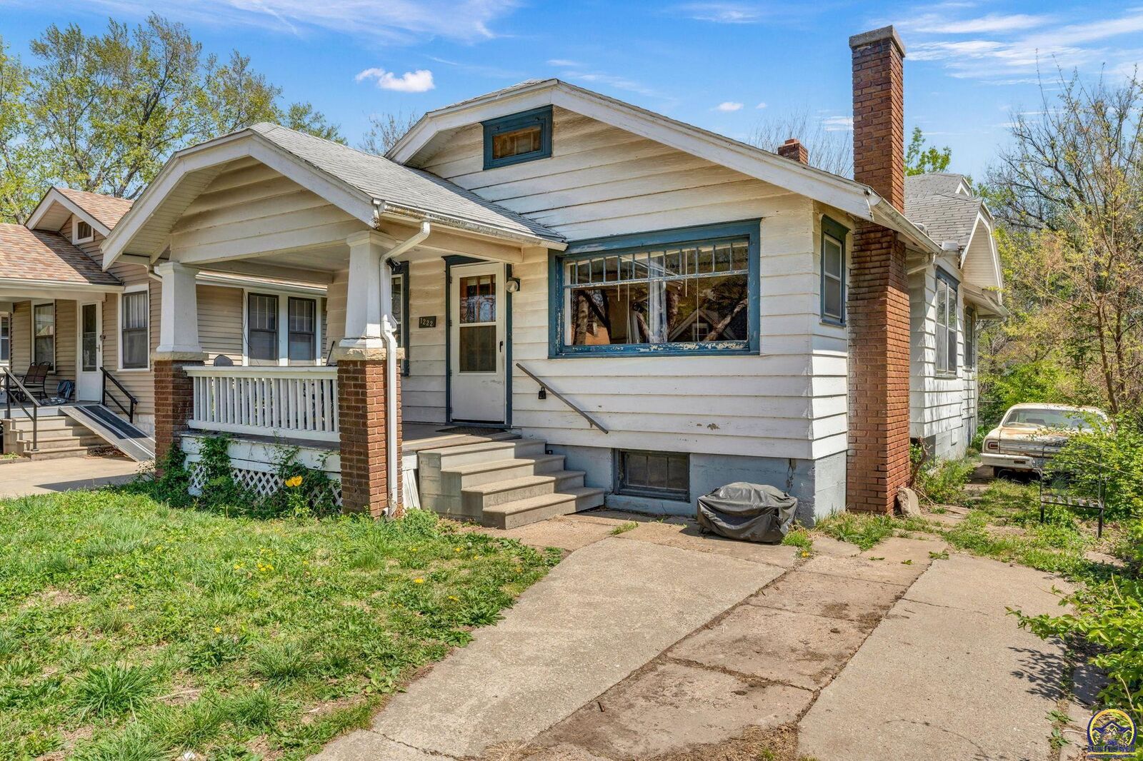 Property Photo: 1222 SW Wayne Ave KS 66619-3945