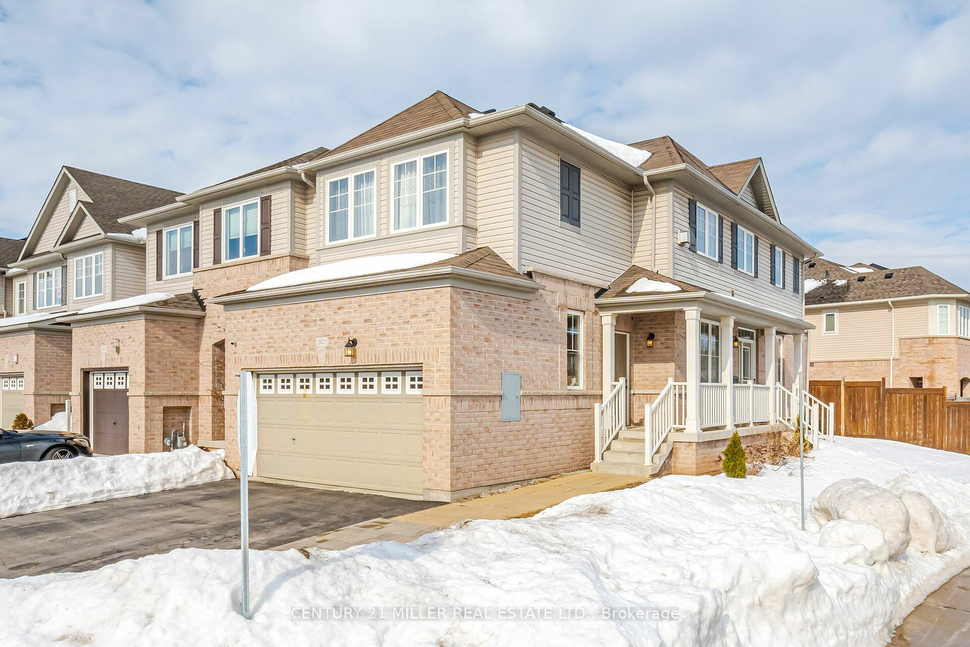 2025 Trawden Way  Oakville ON L6M 0M2 photo