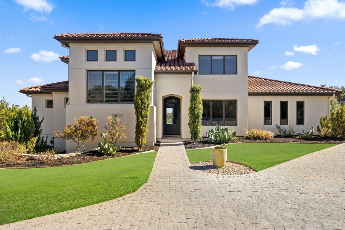 Property Photo: 5005 Spanish Oaks Club Boulevard TX 78738