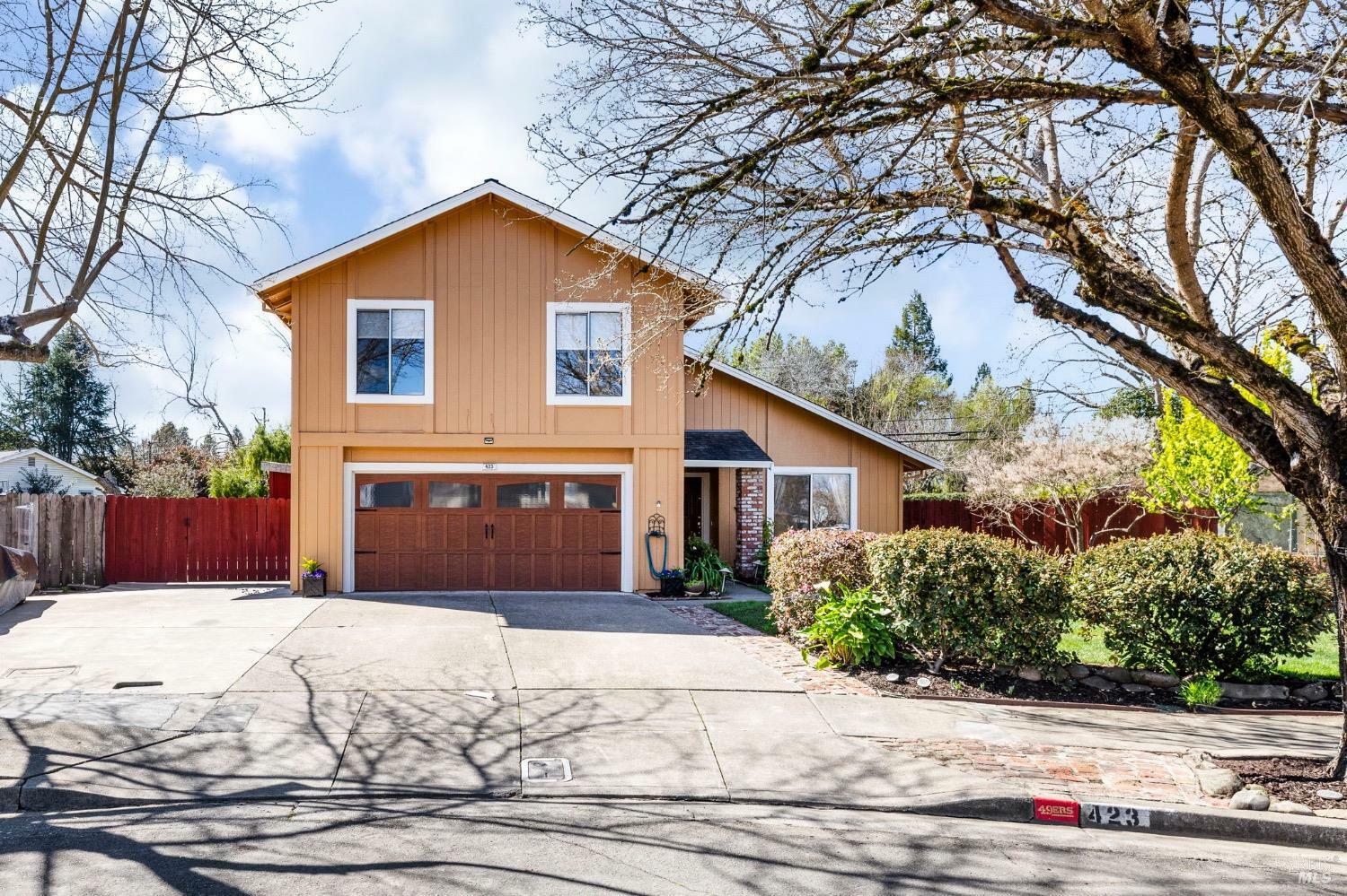 Property Photo: 423 Tracy Avenue CA 95401