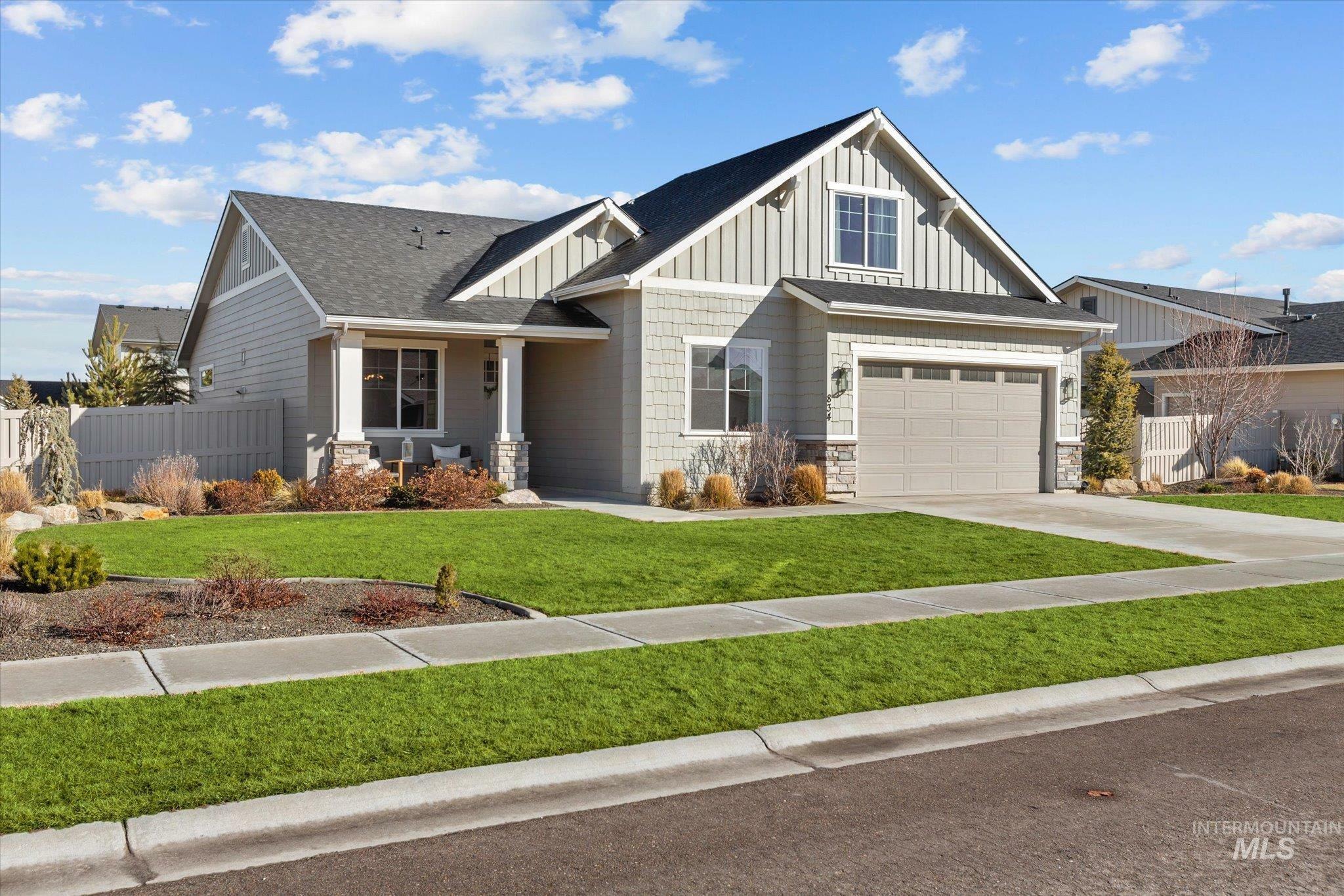 Property Photo: 834 W Grassland ID 83644