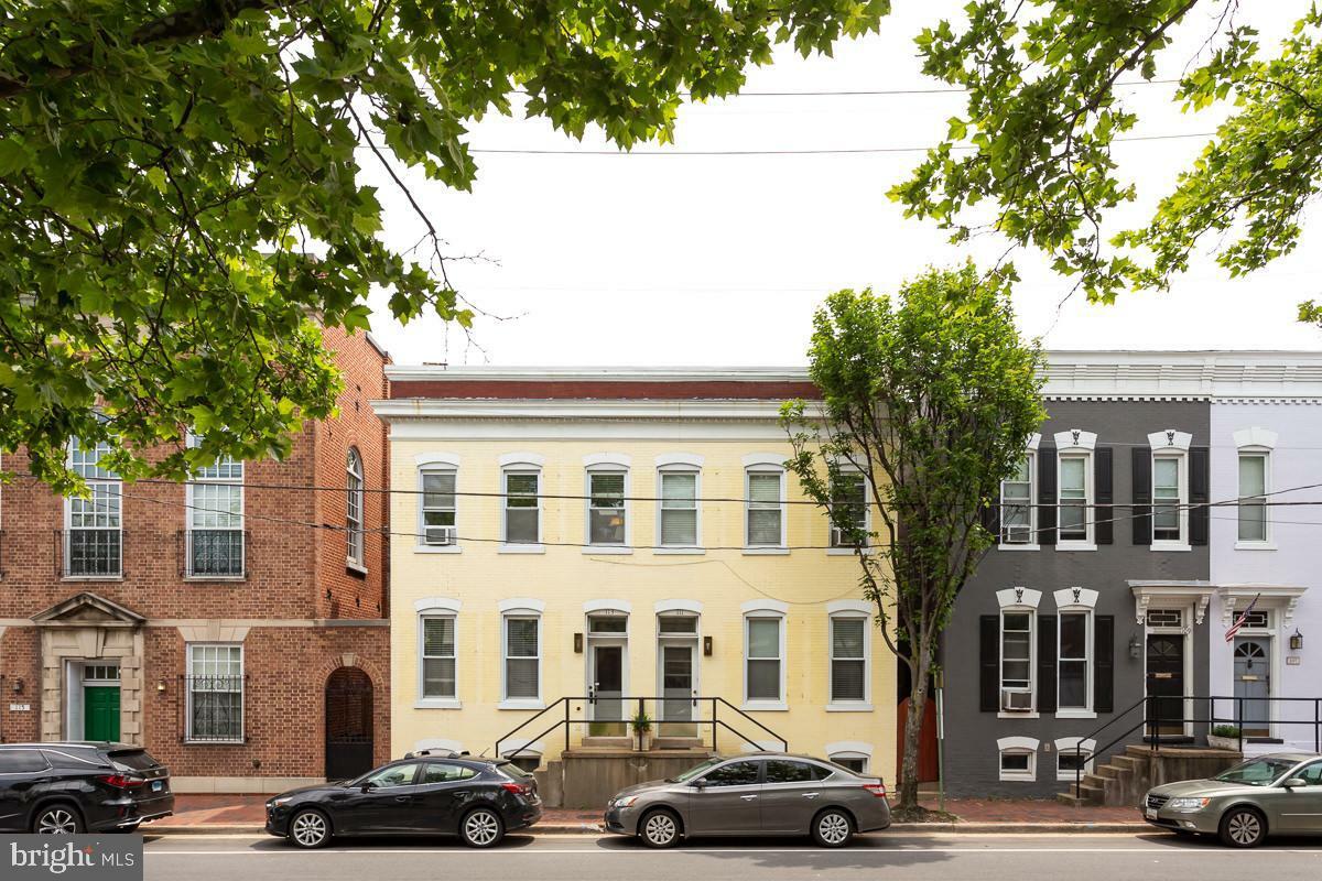 Property Photo: 111 N Patrick Street 2 VA 22314