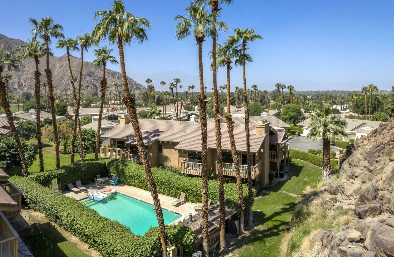 Property Photo: 46558 Arapahoe Circle B CA 92210
