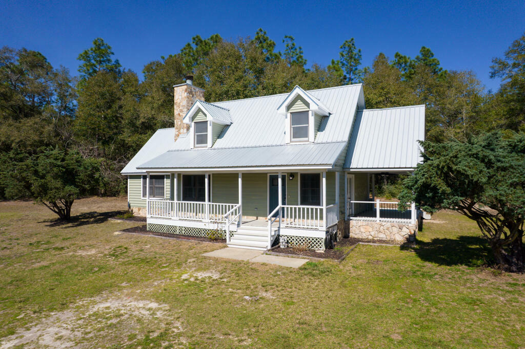 Property Photo:  4681 Haybarn Road  FL 32564 