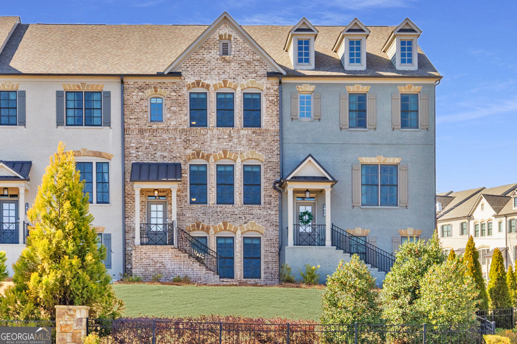 Property Photo: 1923 Skyfall Circle NE GA 30319
