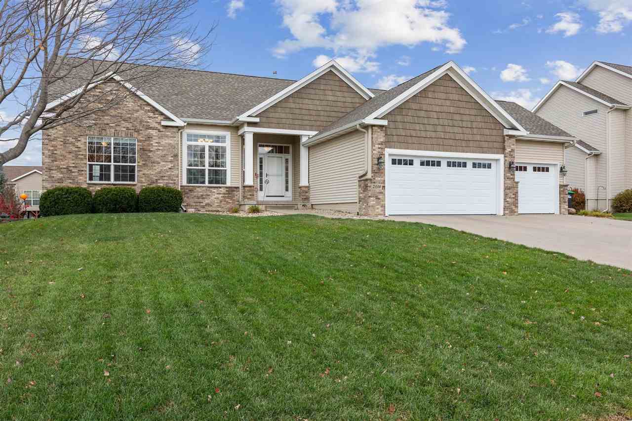 Property Photo: 2330 Timber Creek Dr IA 52302
