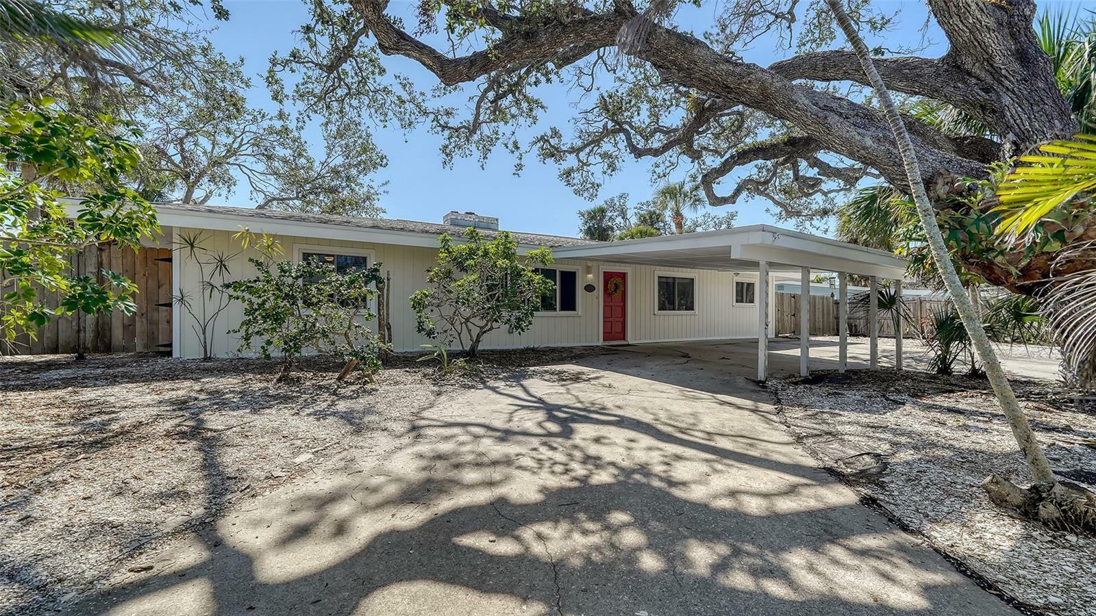 Property Photo:  514 Ralph Street  FL 34242 