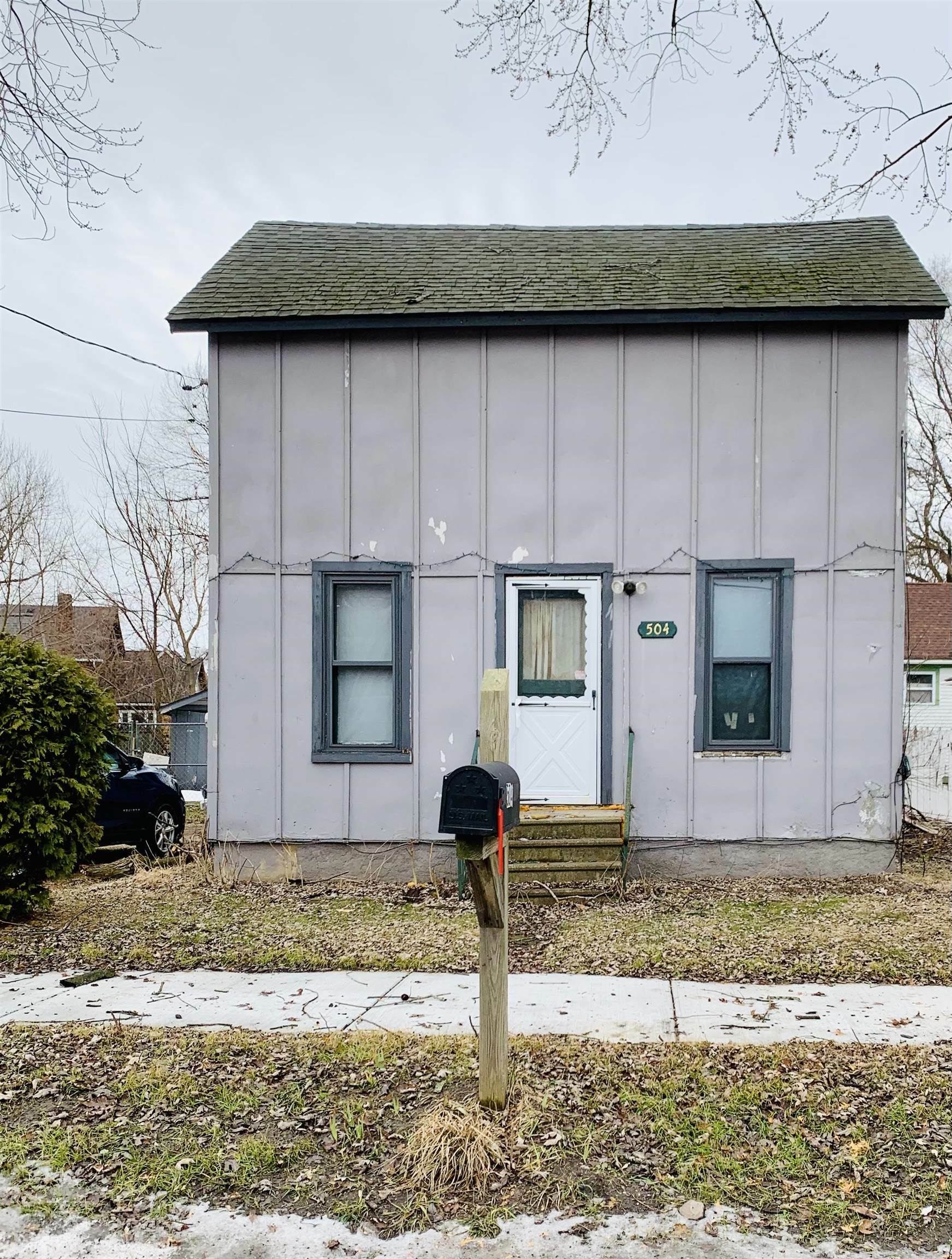 Property Photo:  504 E Howard Street  MI 48867 