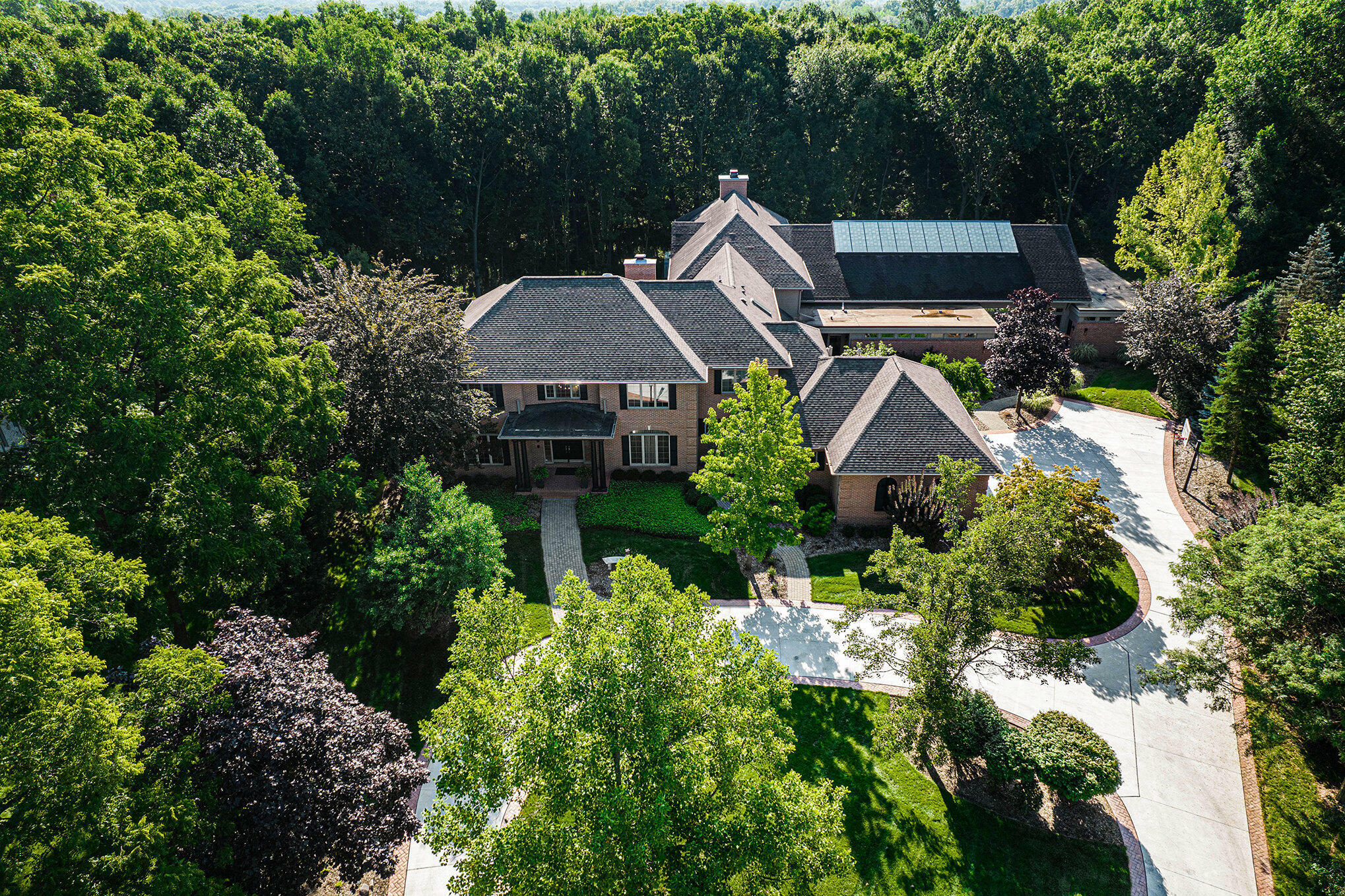 2016 Valleyview Drive  Ann Arbor MI 48105 photo