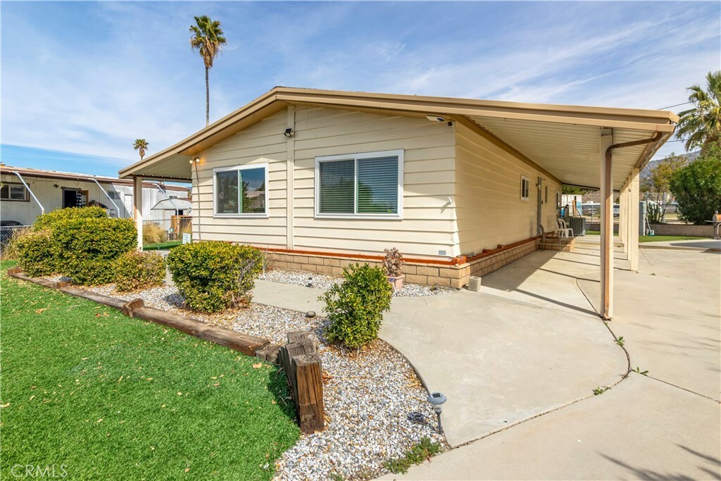 Property Photo:  44738 Miller Way  CA 92544 