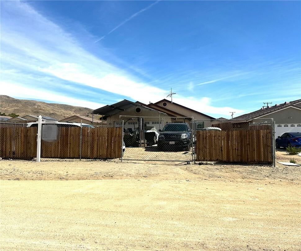 36817 Boulder Avenue  Barstow CA 92311 photo