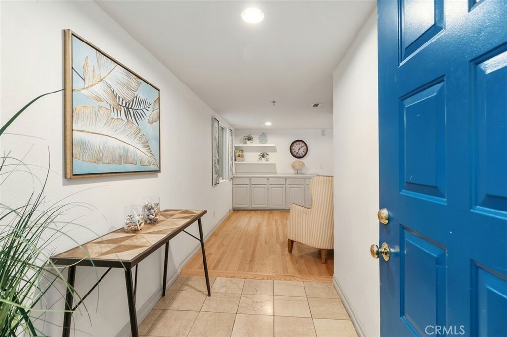 Property Photo:  1230 E Ocean Boulevard 101  CA 90802 