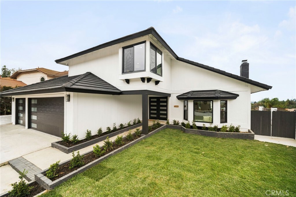 Property Photo: 4103 Eadhill Place CA 90601