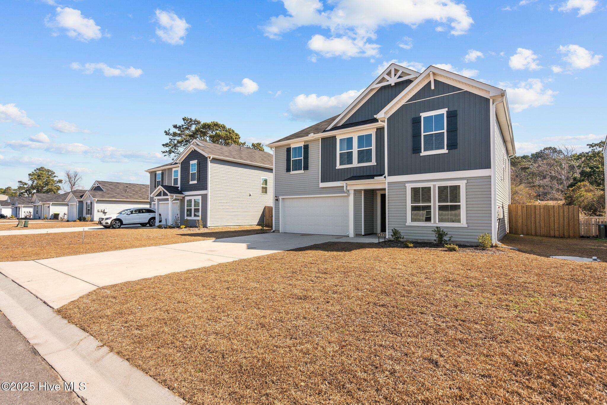 Property Photo: 4806 Abbington Oaks Way NC 28461