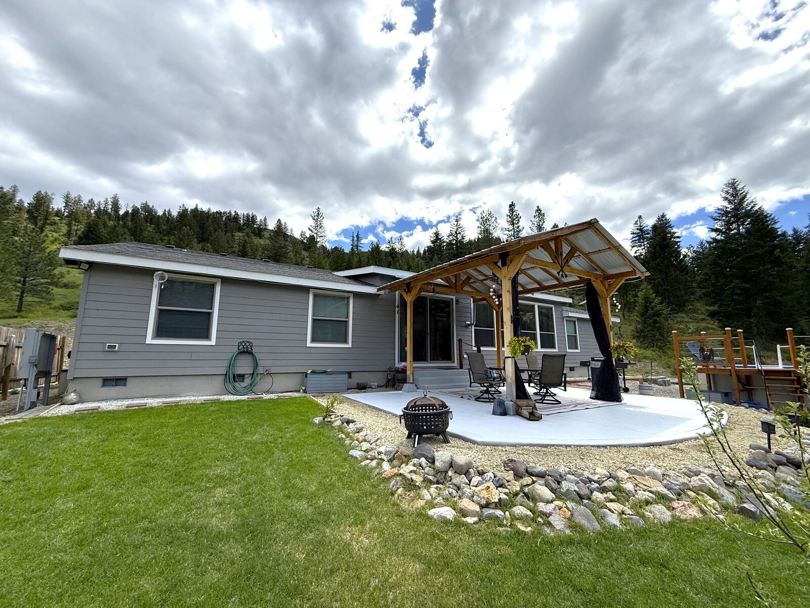 Property Photo:  920 Toroda Creek Rd  WA 98859 
