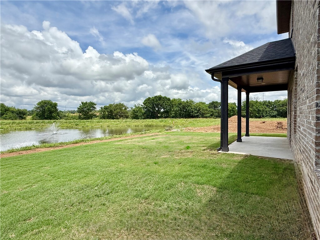 Property Photo: 4700 SW Juneberry Street AR 72713