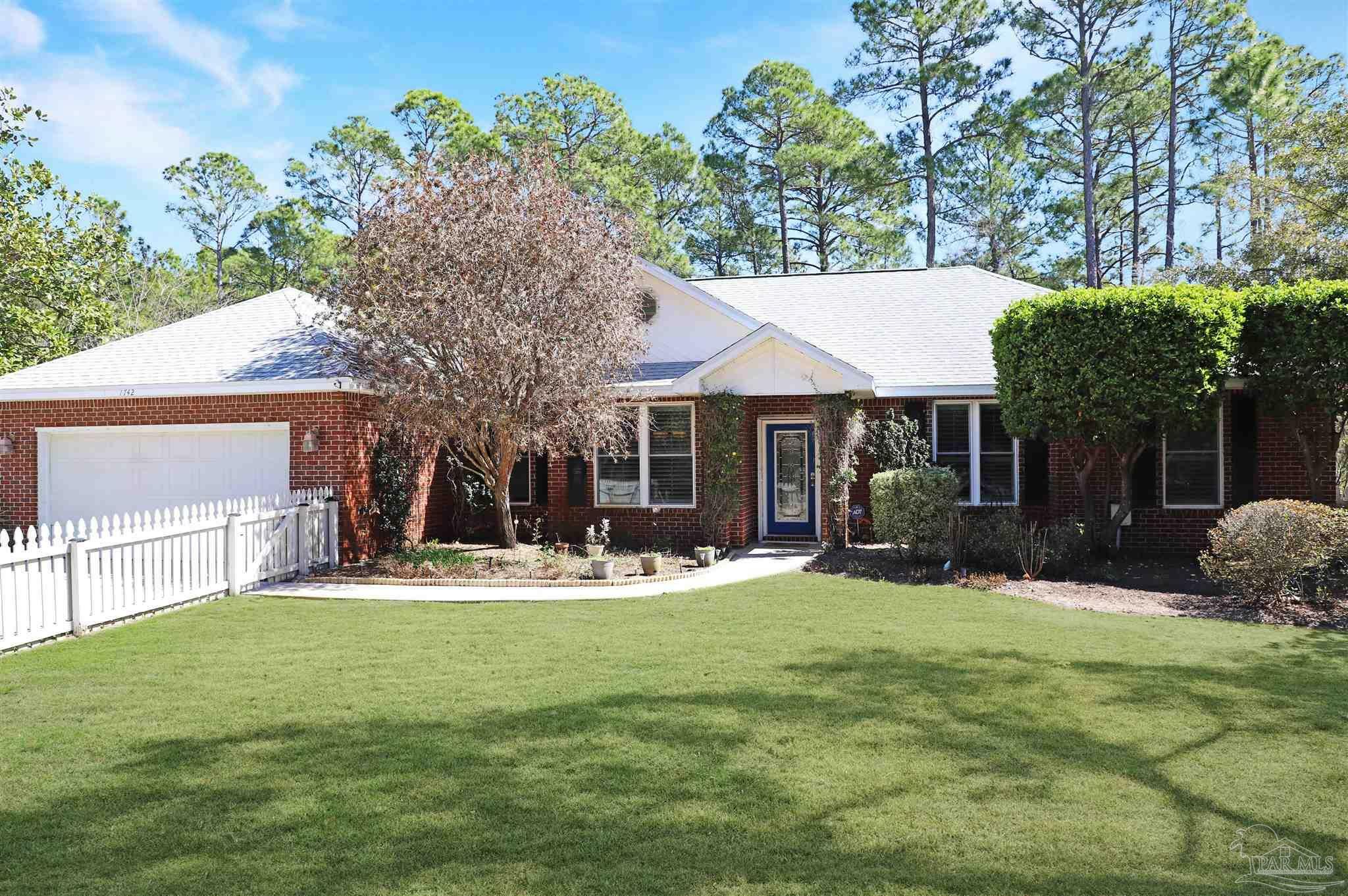 Property Photo: 1742 Briza Del Mar Dr FL 32566