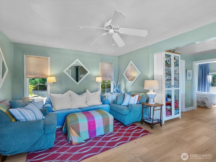 Property Photo:  176 N Maple Street  WA 98282 